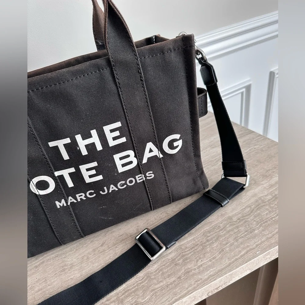 Marc Jacobs Black Canvas Tote Bag - Picture 6 of 11